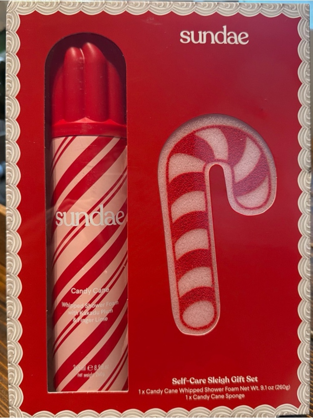 Sundae Candy Cane Shower Foam self care sleigh gift set NEW IN BOX
